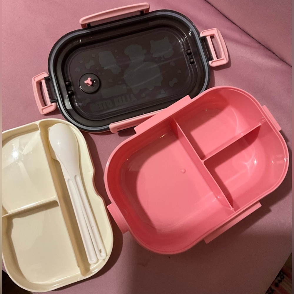 Hello kitty container - Picture 2 of 3